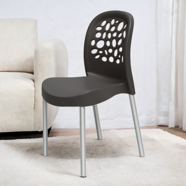 Cadeira Deluxe Preto - FORTE PLÁSTICO