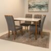 Mesa Ravena 120 Naturale/Off White com 4 Cadeiras Sophia Veludo Cinza Grafite – CLEFATOS DECOR + WM DECOR