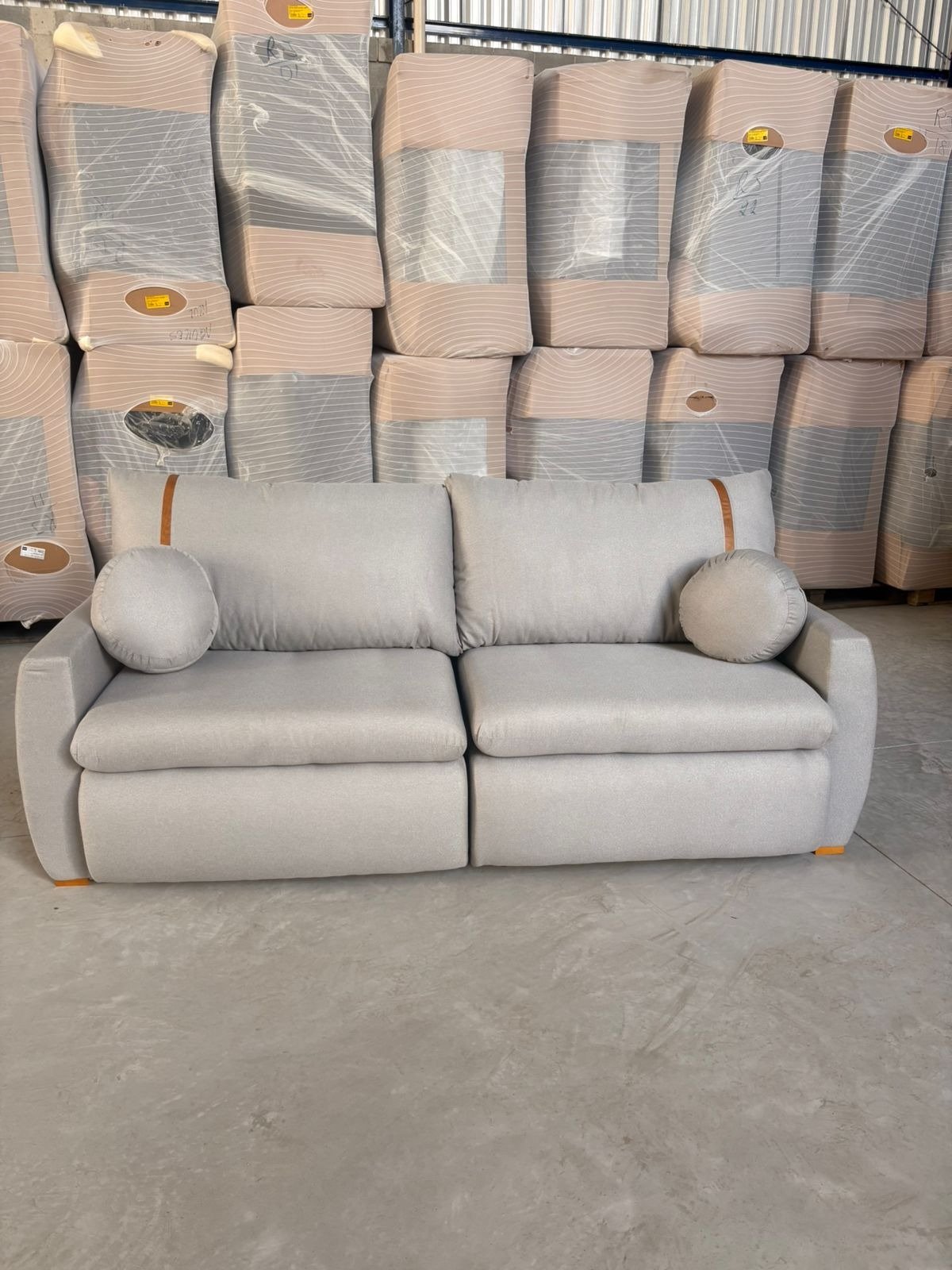 Sofá Cama Retrátil Lagoon 2,30 m Linho Cinza - CONFORT LAR ESTOFADOS - Imagem 3