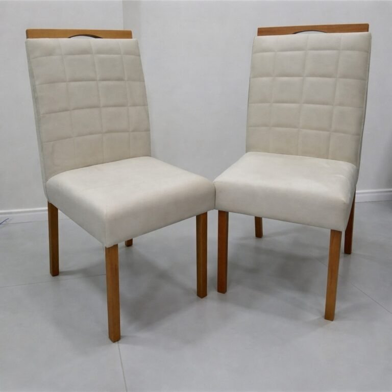 Mesa Maria 120 Imbuia/Off White com 4 Cadeiras Quartzo/Safira Veludo Bege – A&A CONCEITO + KM DECOR - Imagem 2