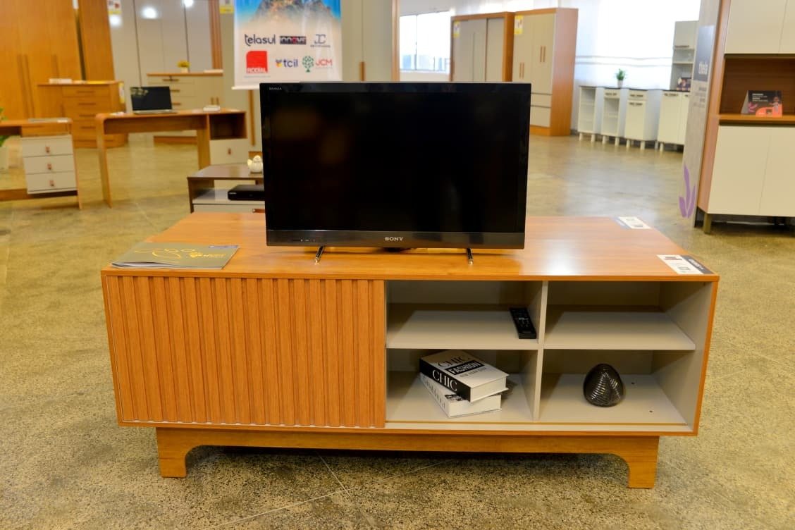 Rack ate 70" Sereno Cinamomo/Off White - JCM MOVELARIA - Imagem 3